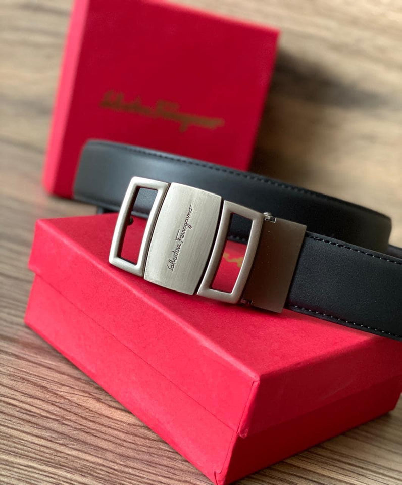 Cinturón Salvatore Ferragamo piel negro