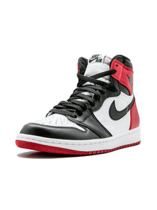 N370O Jordan Air Jordan 1 Retro High OG black toe