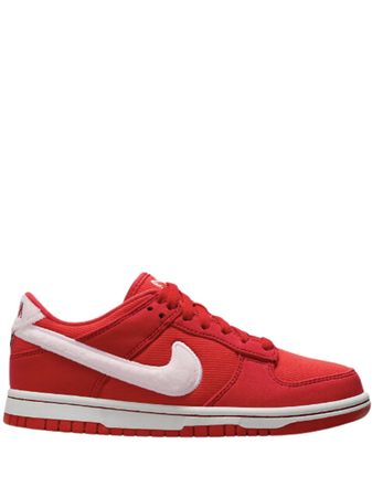 N373O Nike Dunk Low “Día de San Valentín”