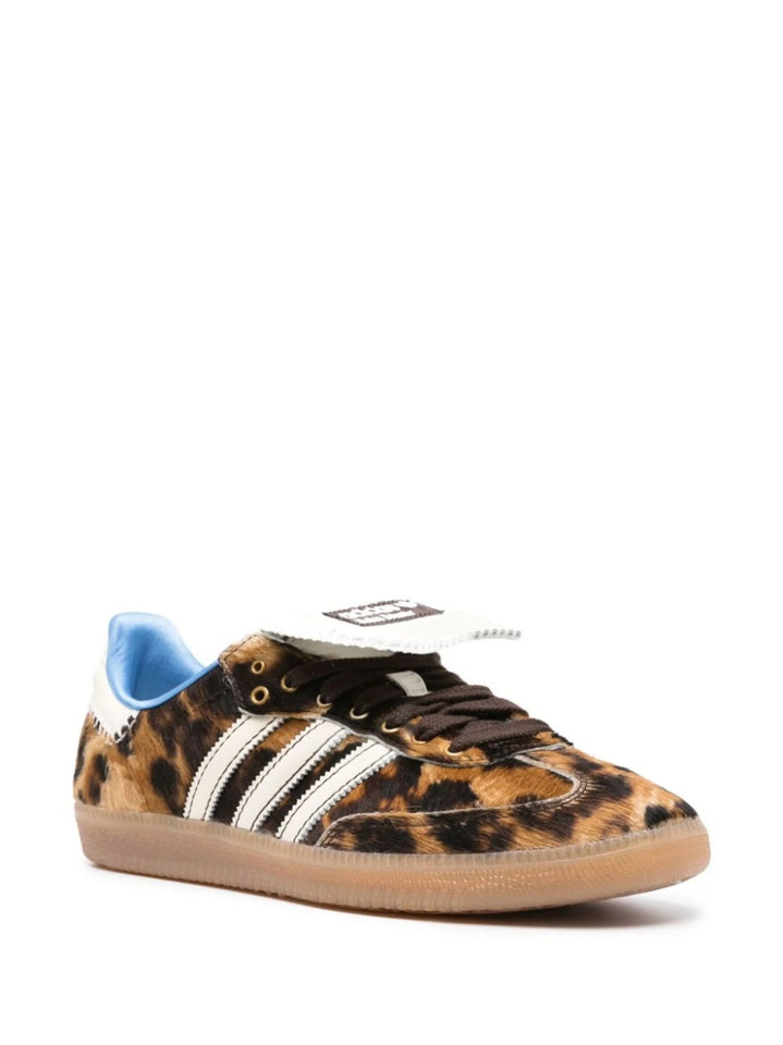 Adidas yeezy x off white leopard outlet