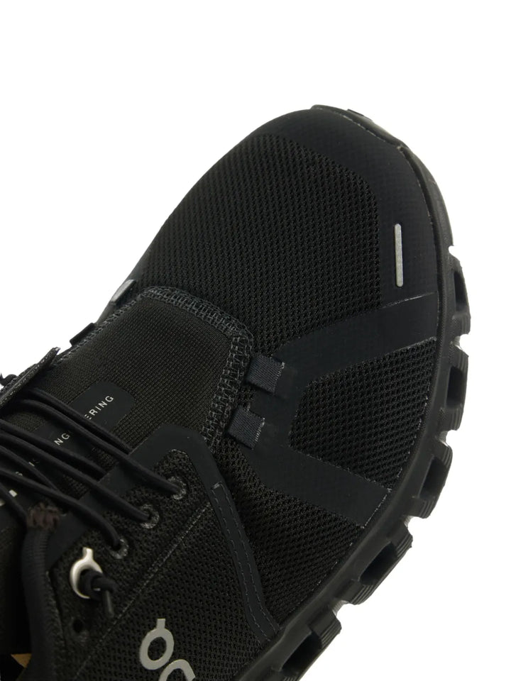 On Cloud 6 Performance Black