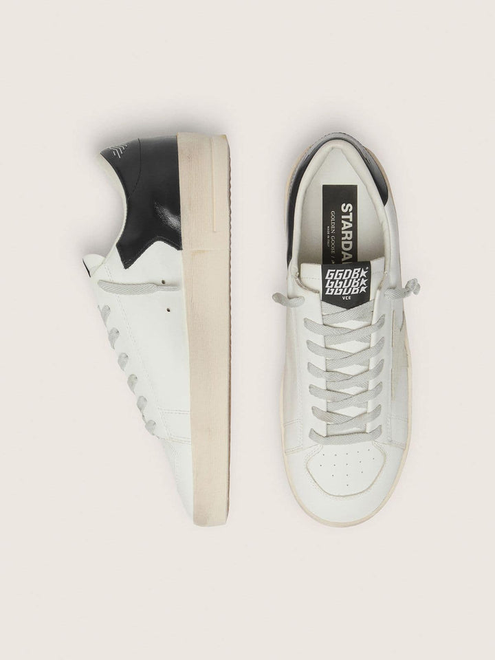Golden goose Stardan estrella de ante gris hielo y talón azul oscuro