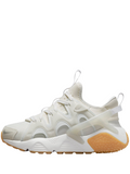 N373O NIKE’S NEW AIR HUARACHE CRAFT SURFACES IN “WHITE GUM