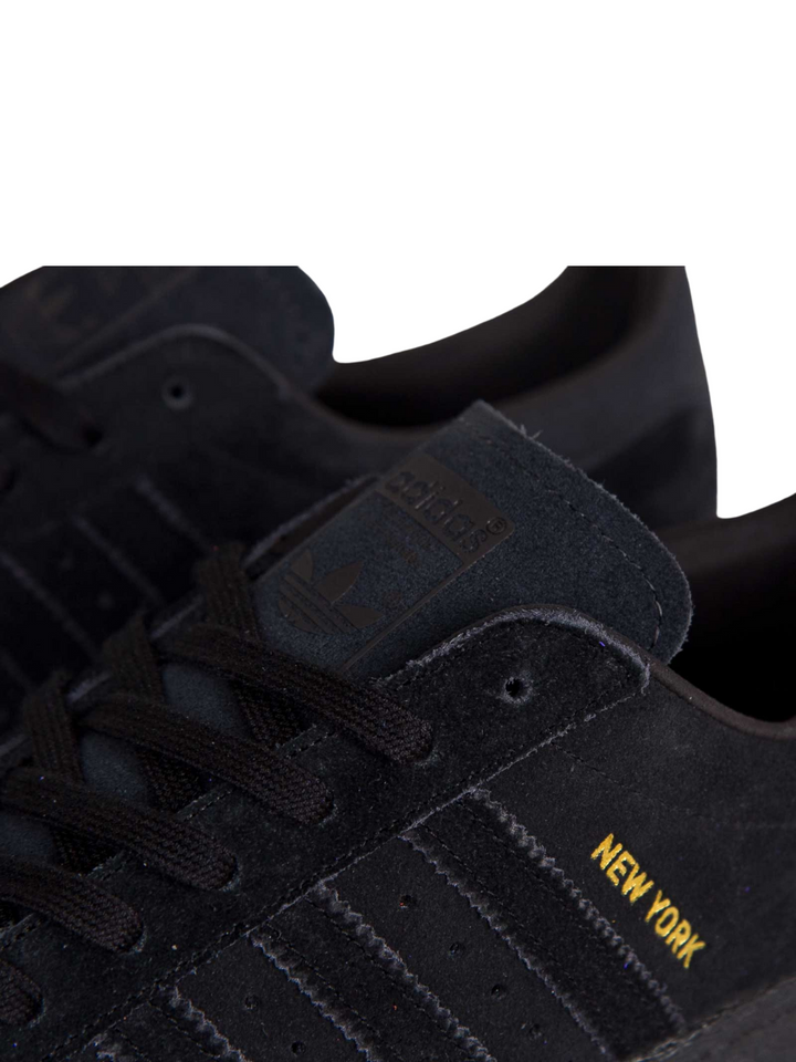 N370O TENIS SUPERSTAR CONCHA NEGRO GAMUZA NEW YORK