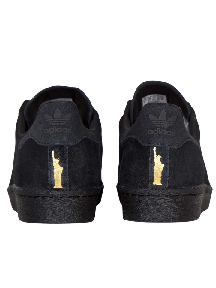 N370O TENIS SUPERSTAR CONCHA NEGRO GAMUZA NEW YORK