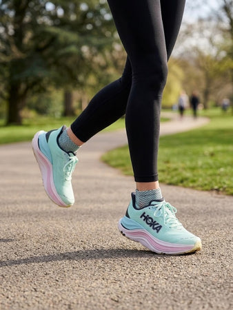 Hoka Skyward X en color verde menta