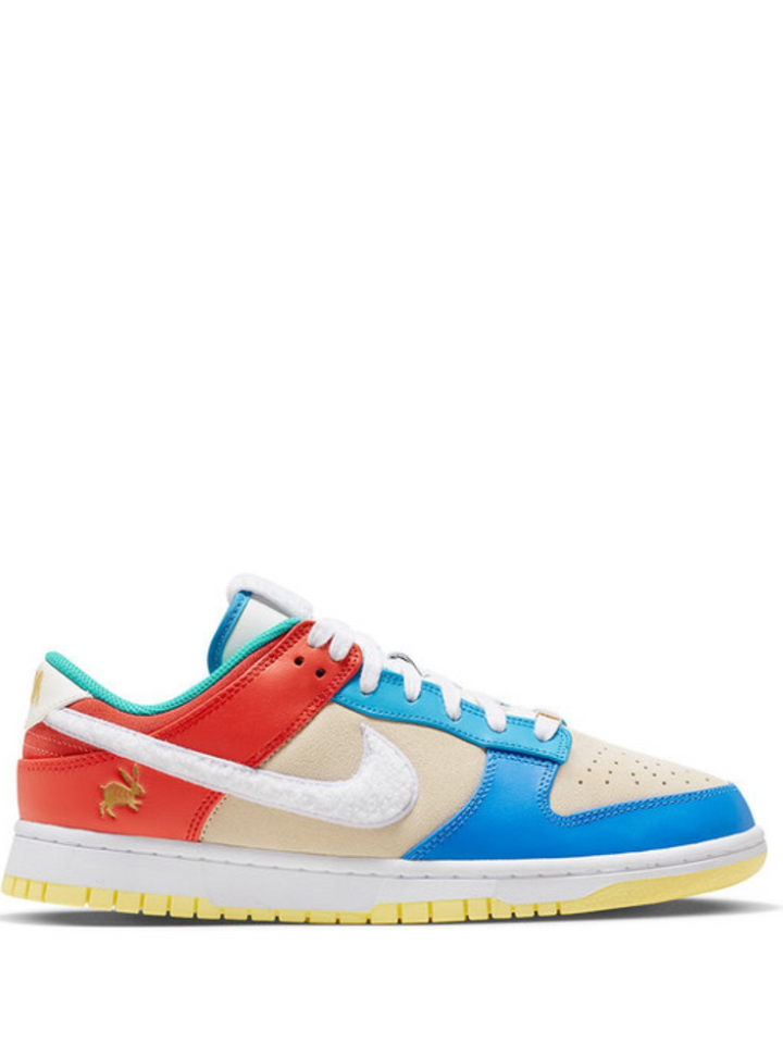 N373O NIKE DUNK LOW "Año del Conejo