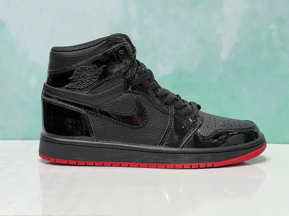 N370O Air Jordan Retro High OG BG JORDAN PIEL NEGRO ROJO SUELA ROJA