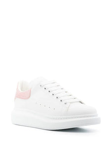 Alexander McQueen tenis oversize talón rosa drilo