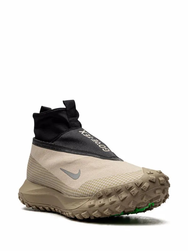 Nike Mountain Fly de Nike ACG GORE-TEX verde militar