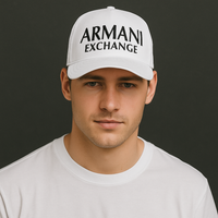 Gorra Armani Exchange blanco – Estilo Deportivo con Toque Premium