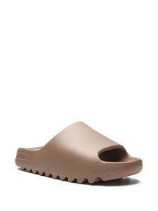 N370O Adidas YEEZY SLIDE MARRON