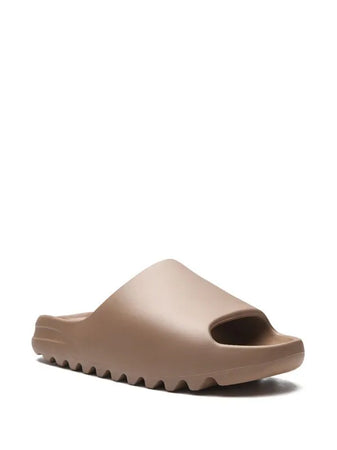 N370O Adidas YEEZY SLIDE MARRON