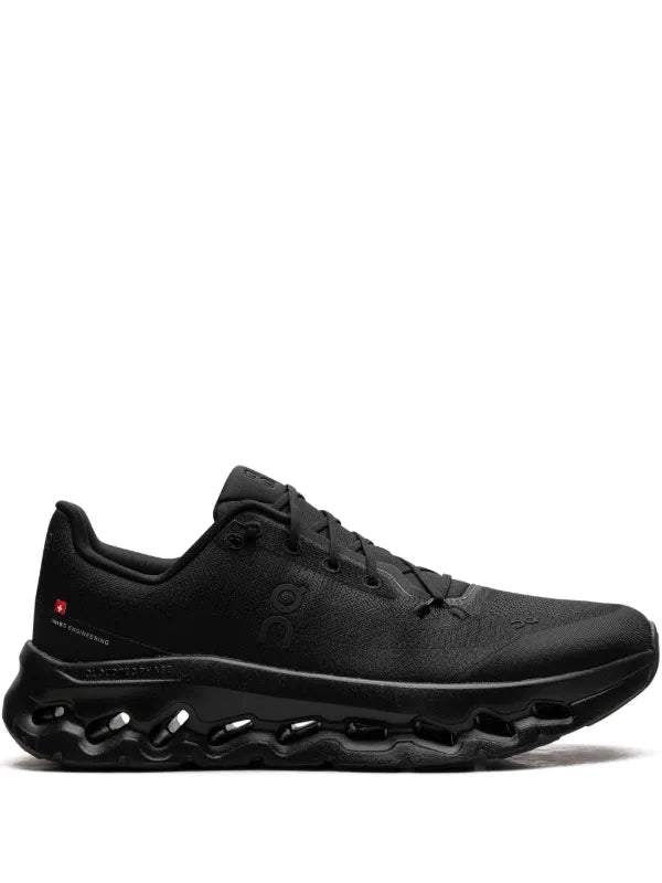 On tenis deportivos Tenis On Running Cloudtilt Black Negro