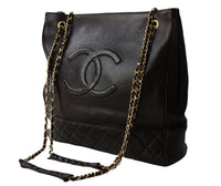 CHANEL BLACK VINTAGE TIMELESS CHAIN Bolso Cabás Chanel en cuero negro