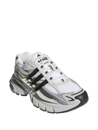 adidas tenis Adistar Jellyfish en colaboración con Pharrell