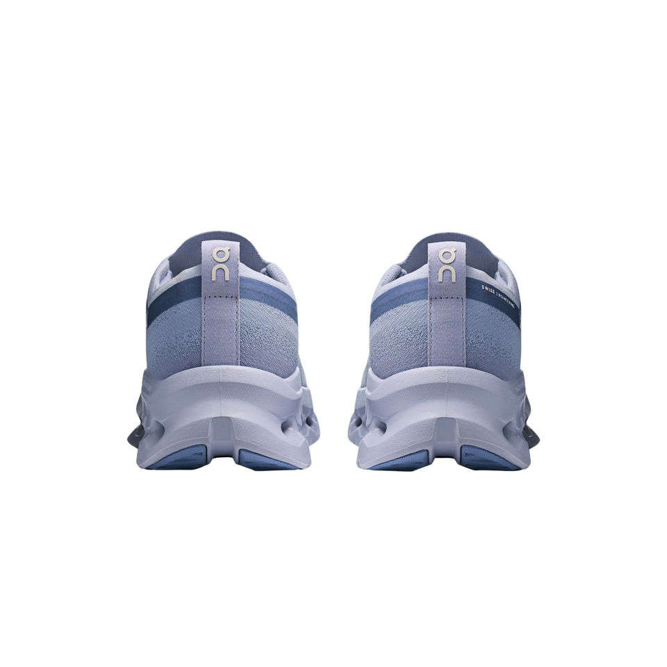 On tenis deportivos Tenis On Running Cloudtilt