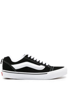 Vans knu skool negro blanco clásico