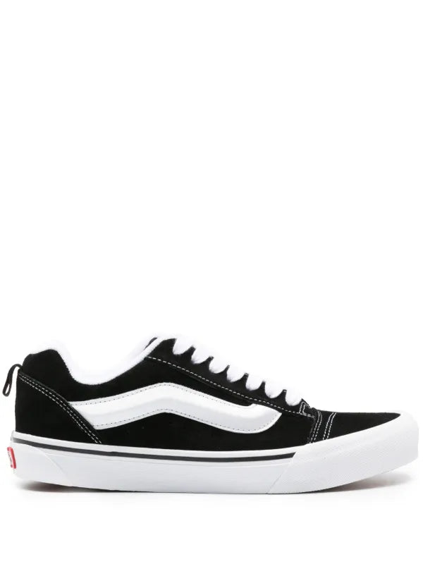 Vans knu skool negro blanco clásico