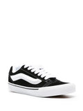 Vans knu skool negro blanco clásico