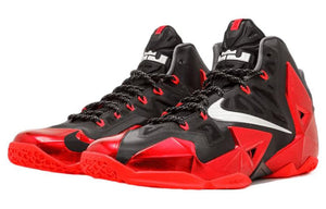 N372O Nike LeBron 11 'Away' Negros Rojos Metálicos