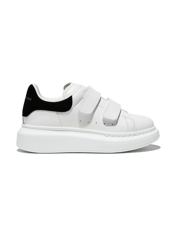 N372O Alexander McQueen Kids
Oversized touch-strap sneakers