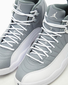 N372O Air Jordan 12 "Stealth" gris blanco