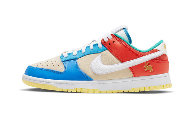 N373O NIKE DUNK LOW "Año del Conejo