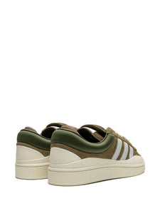 adidas "tenis Campus ""Light Olive"" de adidas x Bad Bunny