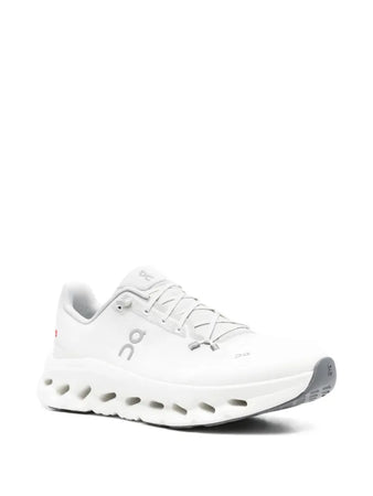 On Running tenis Cloud blanco triple white