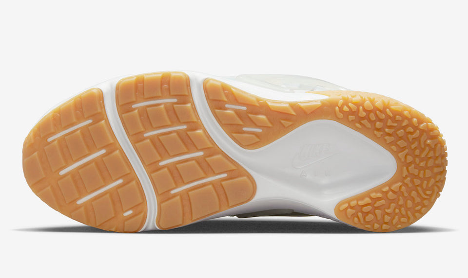 N373O NIKE’S NEW AIR HUARACHE CRAFT SURFACES IN “WHITE GUM