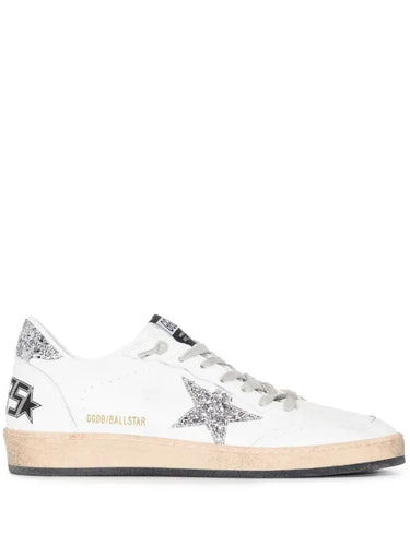 Golden Goose tenis bajos Ball Star blanco plata