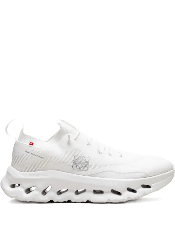 On Running
tenis Cloudtilt "All White" de On Runningx Loewe