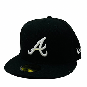 N373O Gorra SnapBack New Era Atlanta Braves Black On White 59FIFTY Cerrada negro blanco