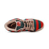 N370O Nike SB Dunk Low Freddy Krueger