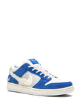 N370O Nike
x Fly Streetwear SB Dunk Low "Gardenia" sneakers