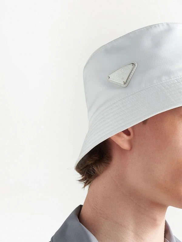 N370O Gorra Prada Sombrero De Pescador Prada gorro de pescador Re-Nylon