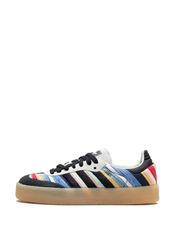 adidas tenis Sambae Ivory Black de adidas x KSENIASCHNAIDER