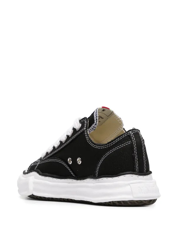 Tenis Maison MIHARA YASUHIRO
tenis Peterson