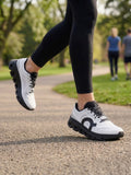 ON Cloudflow 4 - Tenis de correr para hombre gris y negro