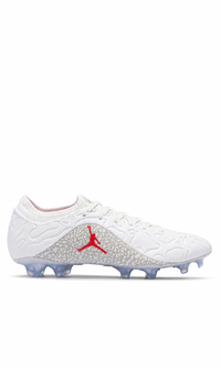 tenis de fútbol Nike Jordan Tiempo Maestro Elite SE en color vela e infrarrojo