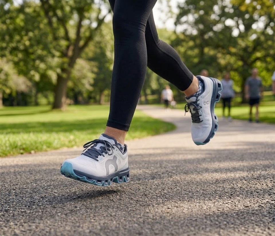 ON Cloudflow 4 - Tenis de correr para hombre Artic Stone