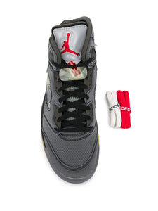 N372O Jordan 5 Negro off white Air Jordan 5 Retro SP