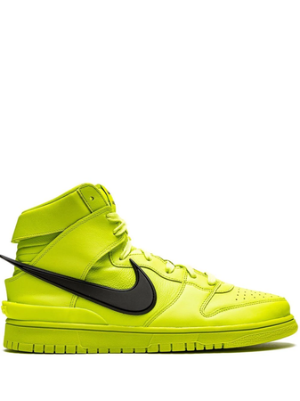 N3700 tenis Dunk High Atomic Green de Nike x AMBUSH