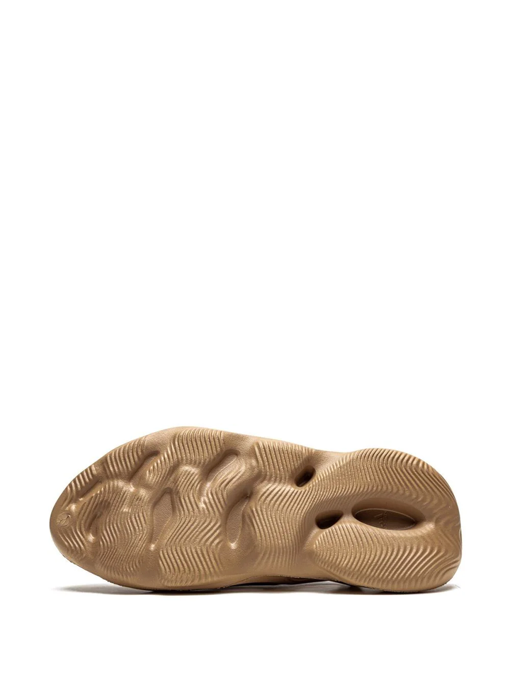 N370O Adidas Yeezy FOAM RNNR ‘Ochre’