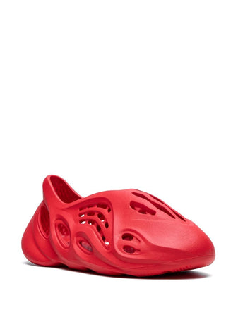 N370O adidas Yeezy tenis Yeezy Foam RNNR "Vermillion"