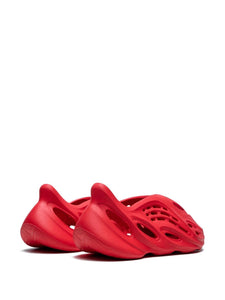 N370O adidas Yeezy tenis Yeezy Foam RNNR "Vermillion"