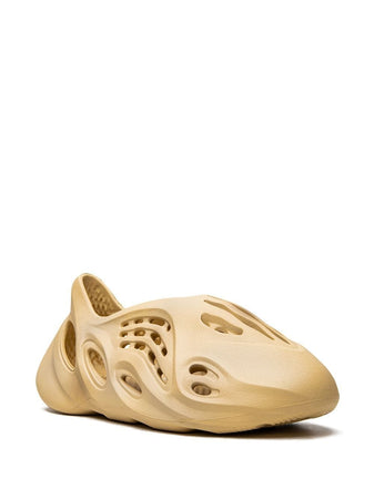 N370O adidas Yeezy tenis Yeezy Foam RUNNER DESERT SAND