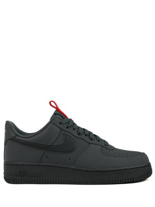 N372O NIKE AIR FORCE 1 07 ANTHRACITE BLACK UNIVERSITY RED BLACK CARBON