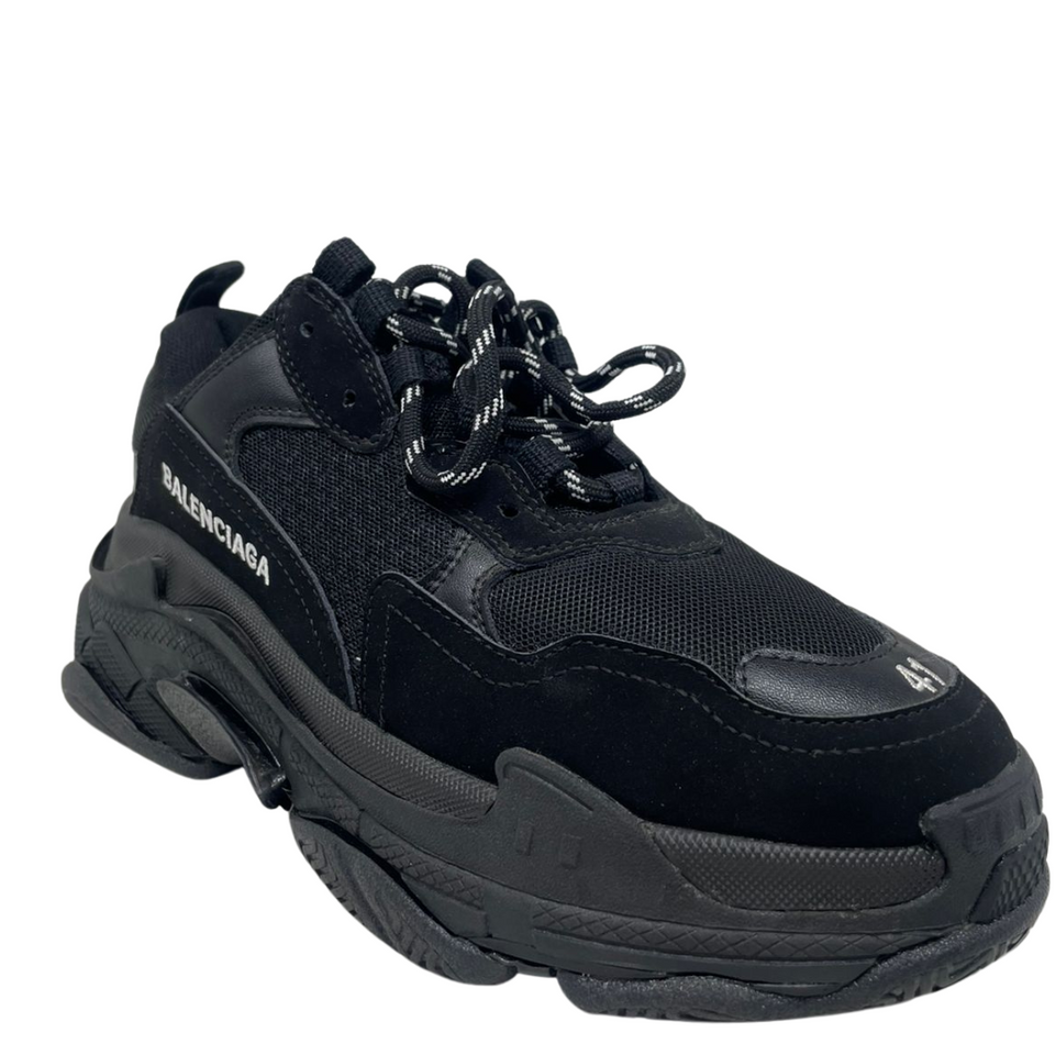 N372O (D) BALENCIAGA TRIPLE S TRAINER 'TRIPLE BLACK'